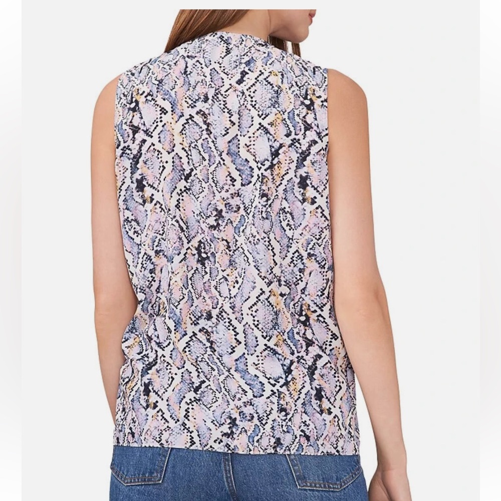 Vince Camuto Snake Print Ruffled Top Womens Size XS NWT - Picture 10 of 10